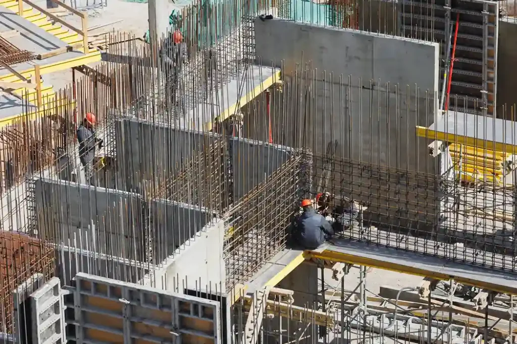 Formwork-vs-FRP-Decoding-the-Differences-by-Future-Form